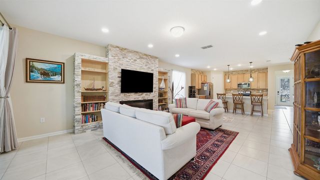 374 Convex Ln, St Augustine, FL 32095