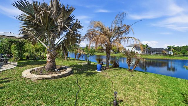 374 Convex Ln, St Augustine, FL 32095