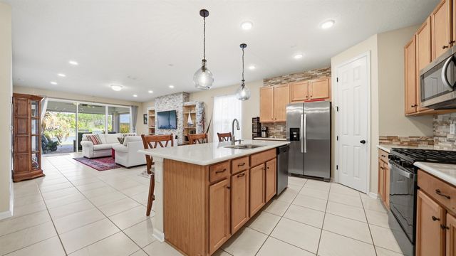 374 Convex Ln, St Augustine, FL 32095