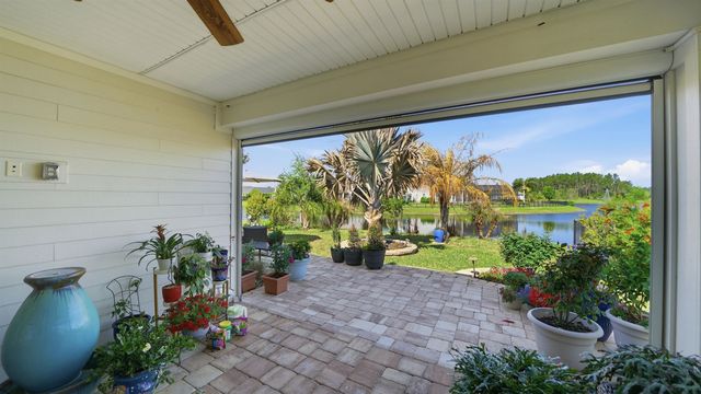 374 Convex Ln, St Augustine, FL 32095