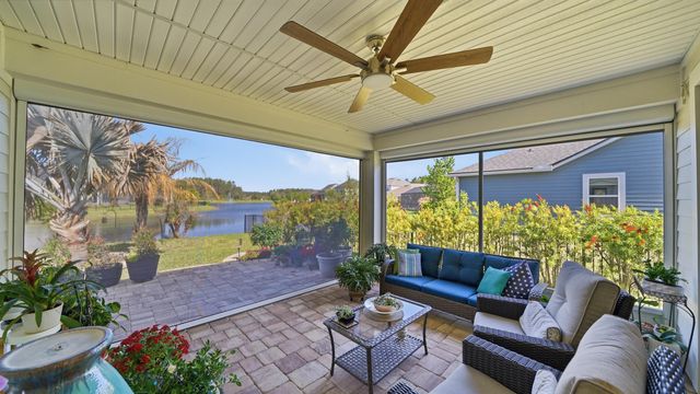 374 Convex Ln, St Augustine, FL 32095