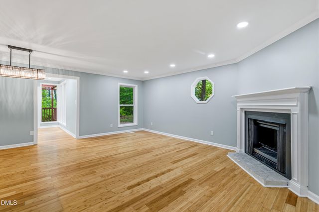 102 Cornwallis Drive, Mebane, NC 27302