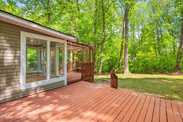 102 Cornwallis Drive, Mebane, NC 27302