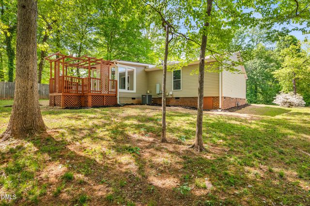 102 Cornwallis Drive, Mebane, NC 27302