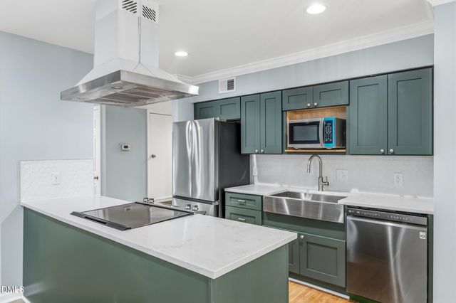 102 Cornwallis Drive, Mebane, NC 27302