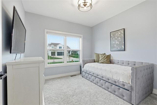 19415 W 201st Terrace, Spring Hill, KS 66083