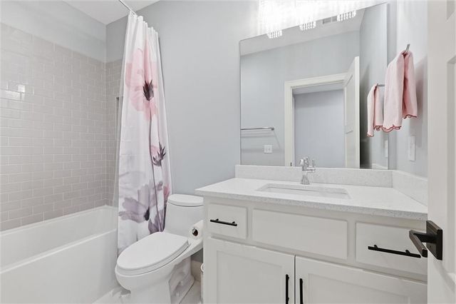 19415 W 201st Terrace, Spring Hill, KS 66083