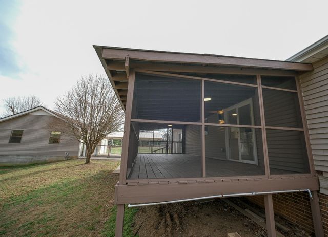 783 N Farm Ct, Murfreesboro, TN 37128