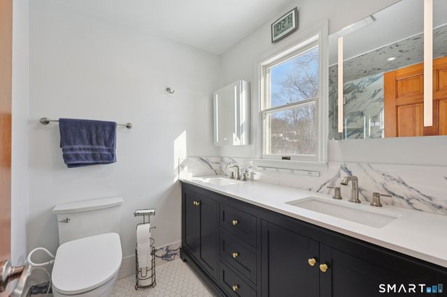 36 Bigelow Road, New Fairfield, CT 06812