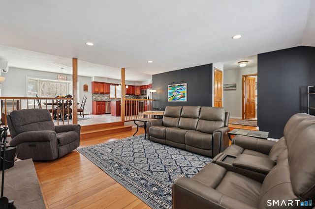 36 Bigelow Road, New Fairfield, CT 06812