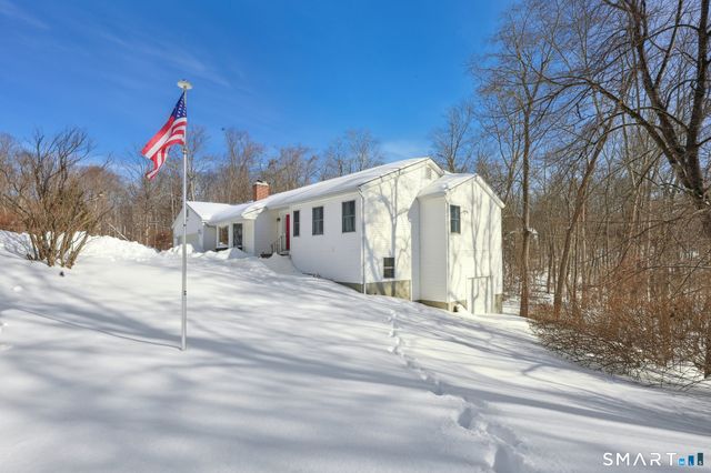 36 Bigelow Road, New Fairfield, CT 06812