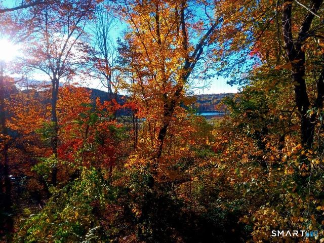 36 Bigelow Road, New Fairfield, CT 06812