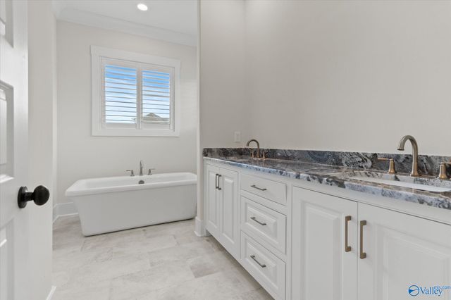 23362 Sawgrass Drive, Athens, AL 35613