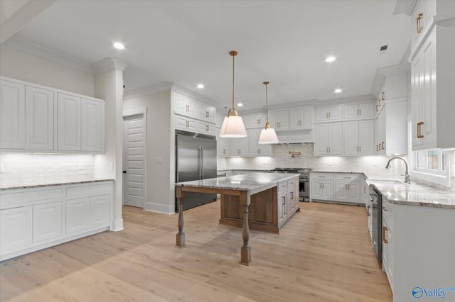 23362 Sawgrass Drive, Athens, AL 35613