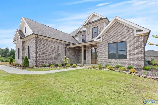 23362 Sawgrass Drive, Athens, AL 35613