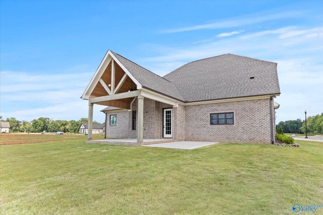 23362 Sawgrass Drive, Athens, AL 35613