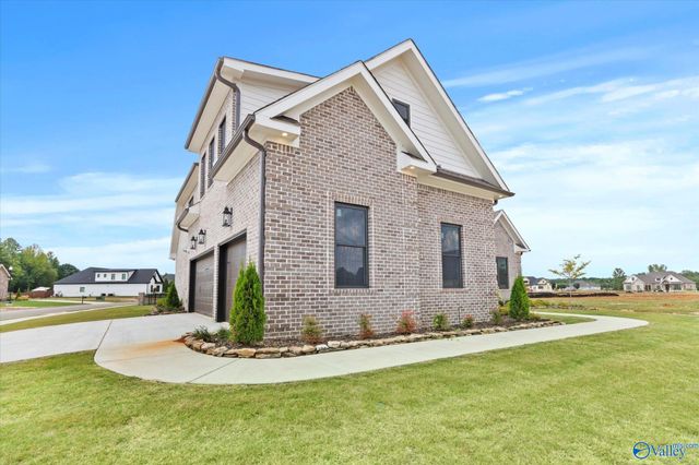 23362 Sawgrass Drive, Athens, AL 35613