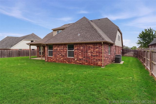 11202 S Madison Street, Jenks, OK 74037