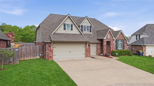 11202 S Madison Street, Jenks, OK 74037