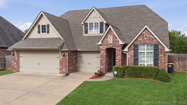 11202 S Madison Street, Jenks, OK 74037