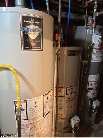 78 Pearl St, Paterson City, NJ 07501