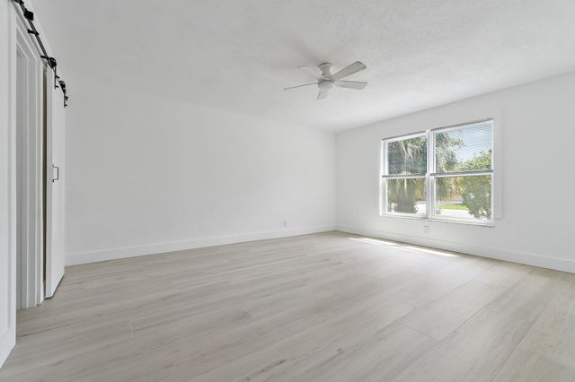 425 Greenbriar Drive, Lake Park, FL 33403