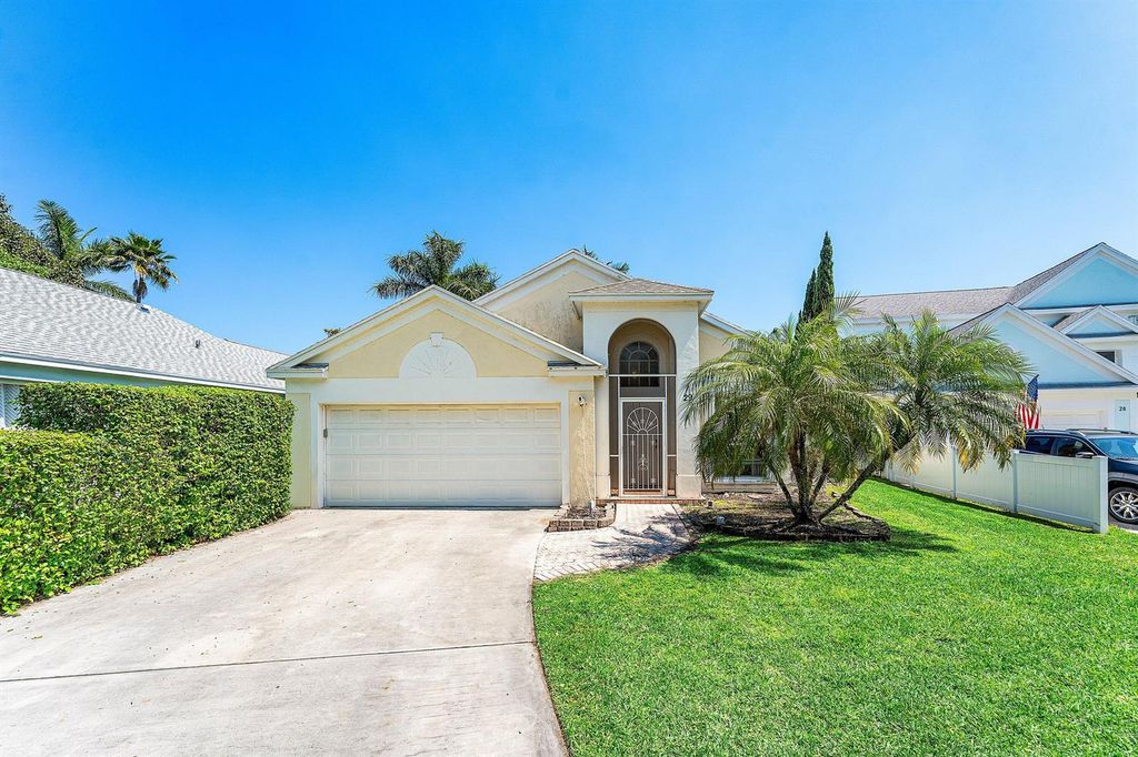 29 Swallow Drive, Boynton Beach, FL 33436