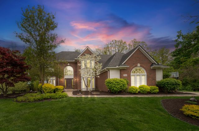 25842 Arcadia Drive, Novi, MI 48374
