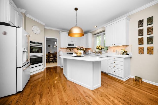 25842 Arcadia Drive, Novi, MI 48374