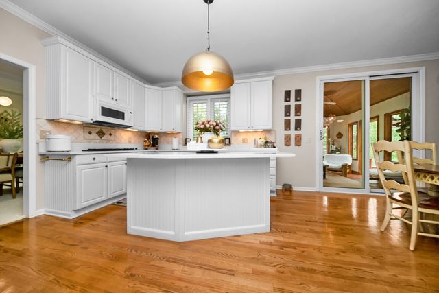 25842 Arcadia Drive, Novi, MI 48374