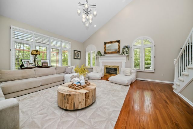25842 Arcadia Drive, Novi, MI 48374
