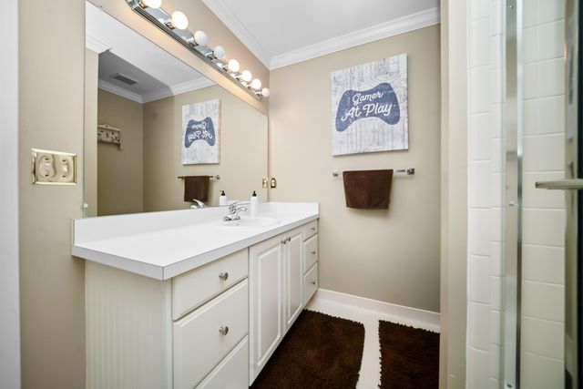 25842 Arcadia Drive, Novi, MI 48374