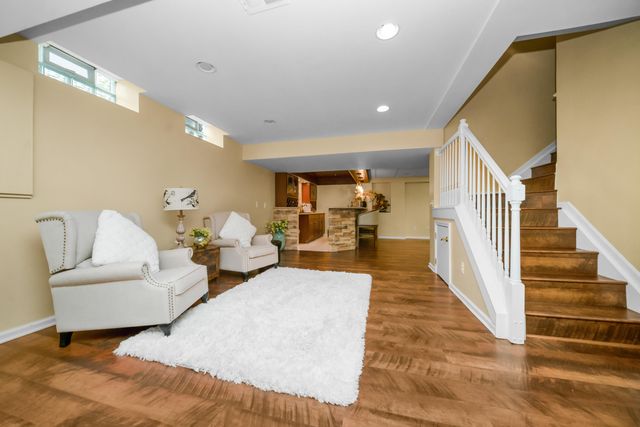 25842 Arcadia Drive, Novi, MI 48374
