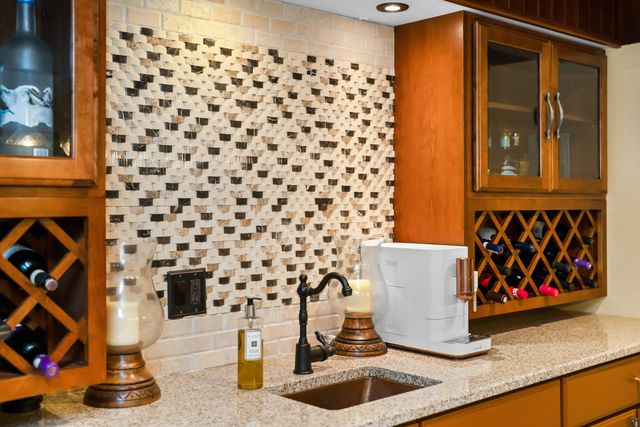 25842 Arcadia Drive, Novi, MI 48374