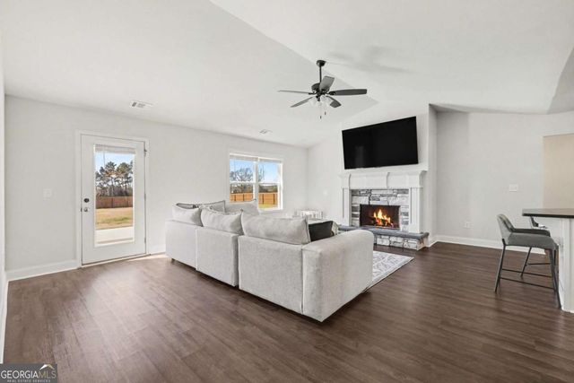 57 Creek Haven Drive, Winterville, GA 30683