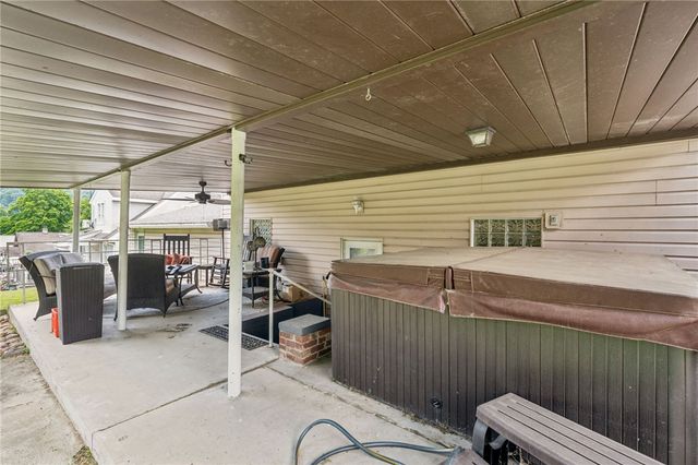 128 N Atlantic Ave, Cheswick, PA 15024