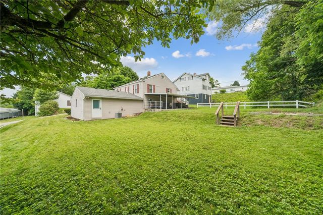 128 N Atlantic Ave, Cheswick, PA 15024