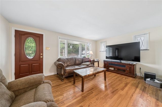 128 N Atlantic Ave, Cheswick, PA 15024