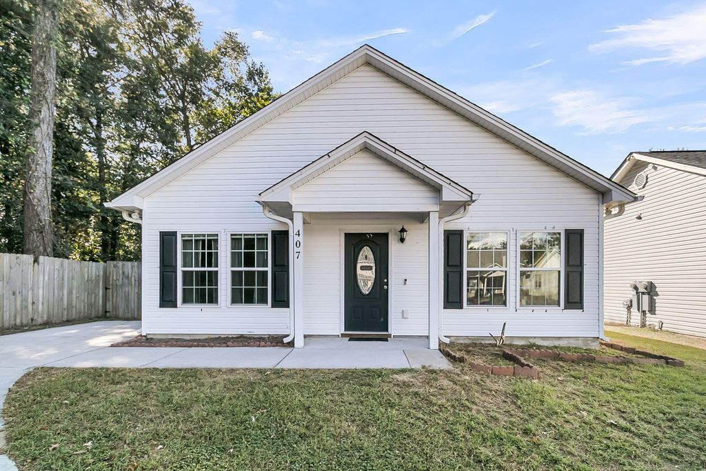 407 Jenna Lane, Moncks Corner, SC 29461