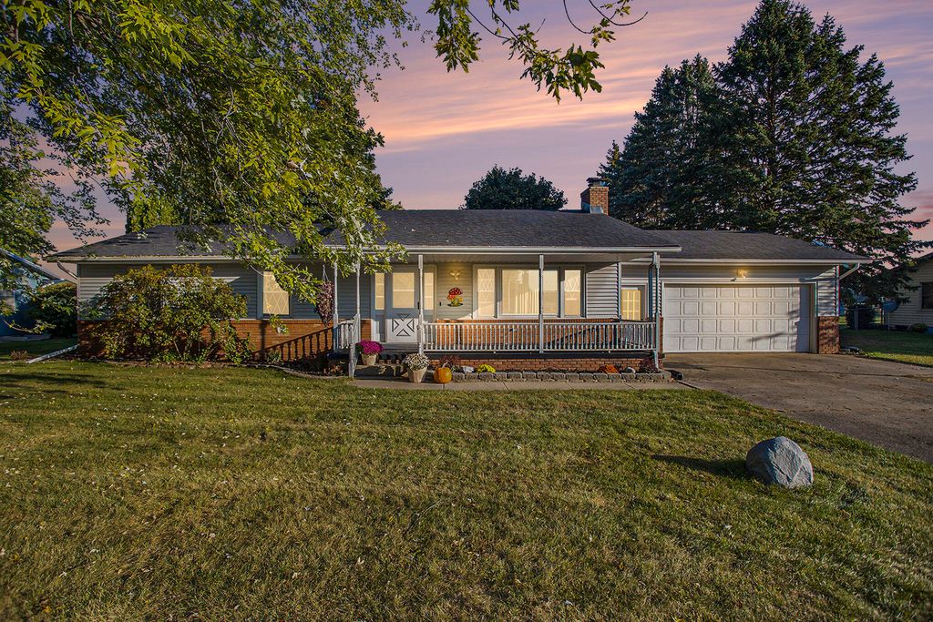234 Lyn Brook Drive, Girard Twp, MI 49036