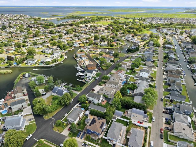 2540 Riverside Avenue, Seaford, NY 11783