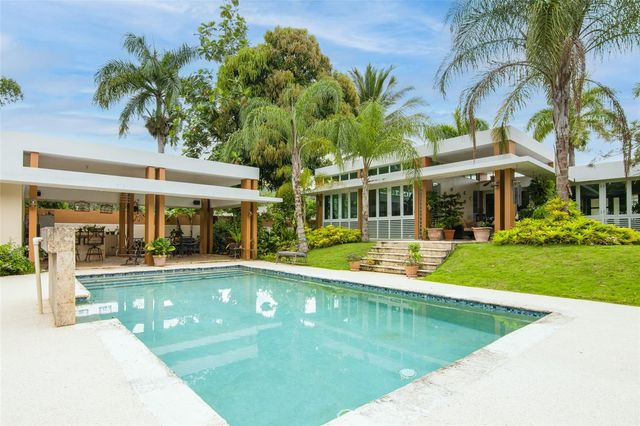 8 YAGUEZ | ESTANCIAS DEL RÍO, Aguas Buenas, PR 00703