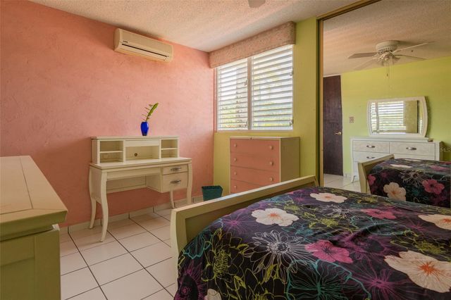 8 YAGUEZ | ESTANCIAS DEL RÍO, Aguas Buenas, PR 00703