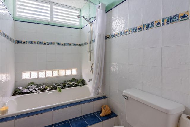 8 YAGUEZ | ESTANCIAS DEL RÍO, Aguas Buenas, PR 00703