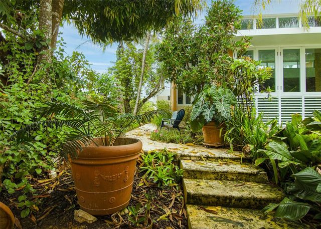 8 YAGUEZ | ESTANCIAS DEL RÍO, Aguas Buenas, PR 00703