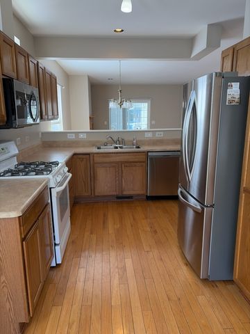 54 Rocking Horse Lane, Grayslake, IL 60030