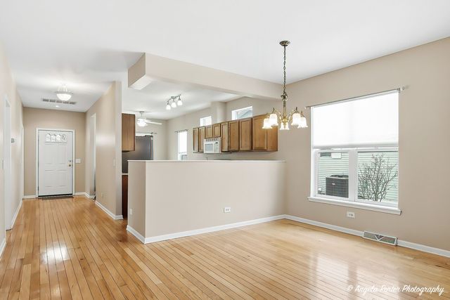 54 Rocking Horse Lane, Grayslake, IL 60030