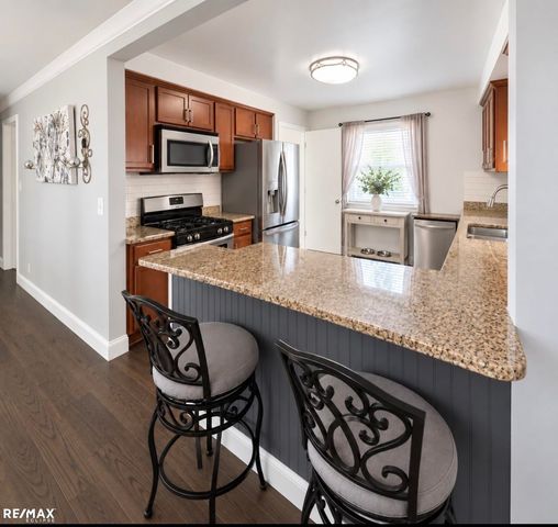 29901 Rosebriar Street, St Clair Shores, MI 48082