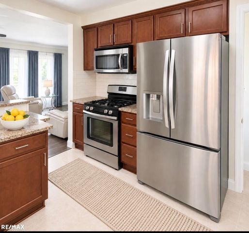 29901 Rosebriar Street, St Clair Shores, MI 48082