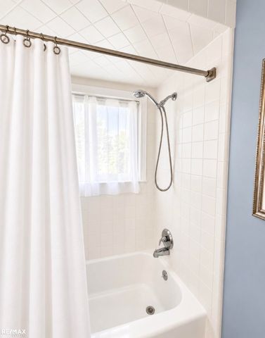 29901 Rosebriar Street, St Clair Shores, MI 48082